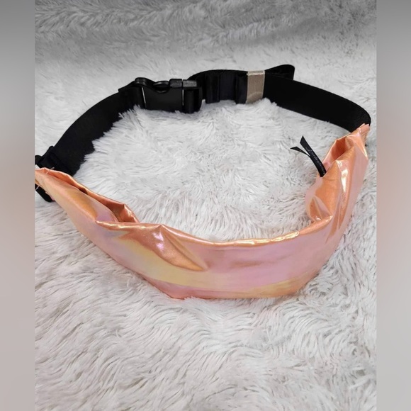 Free People Slim fold Runner Bag - Picture 9 of 10